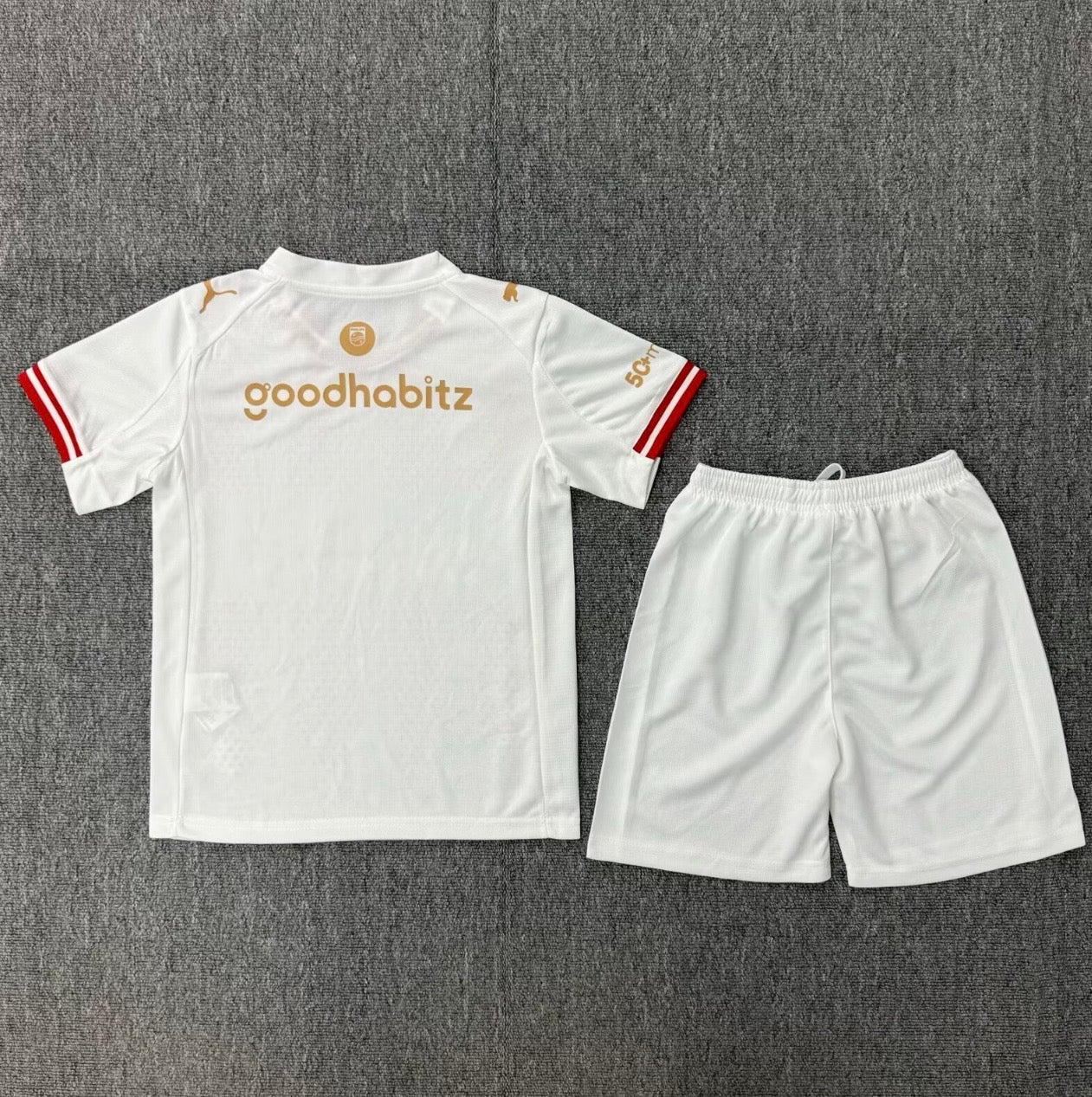 PSV 26/27 Uittenue Kids