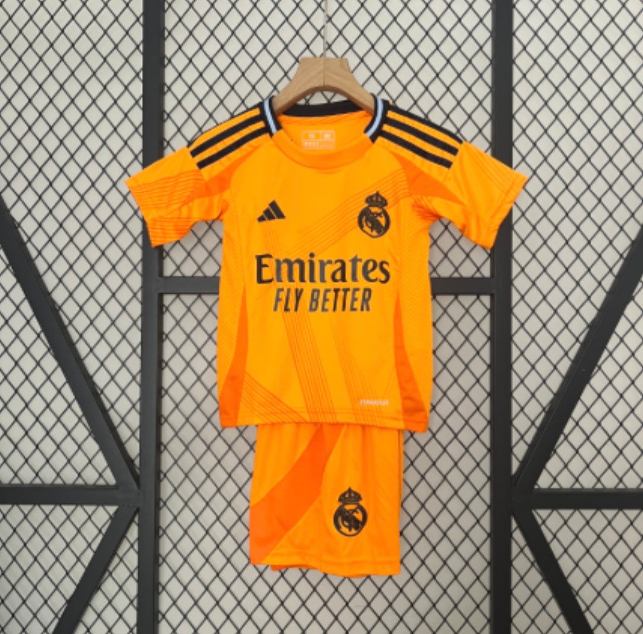 Real Madrid 24/25 Uittenue Kids