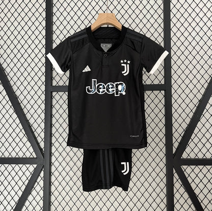 Juventus 23/24 Uittenue Kids