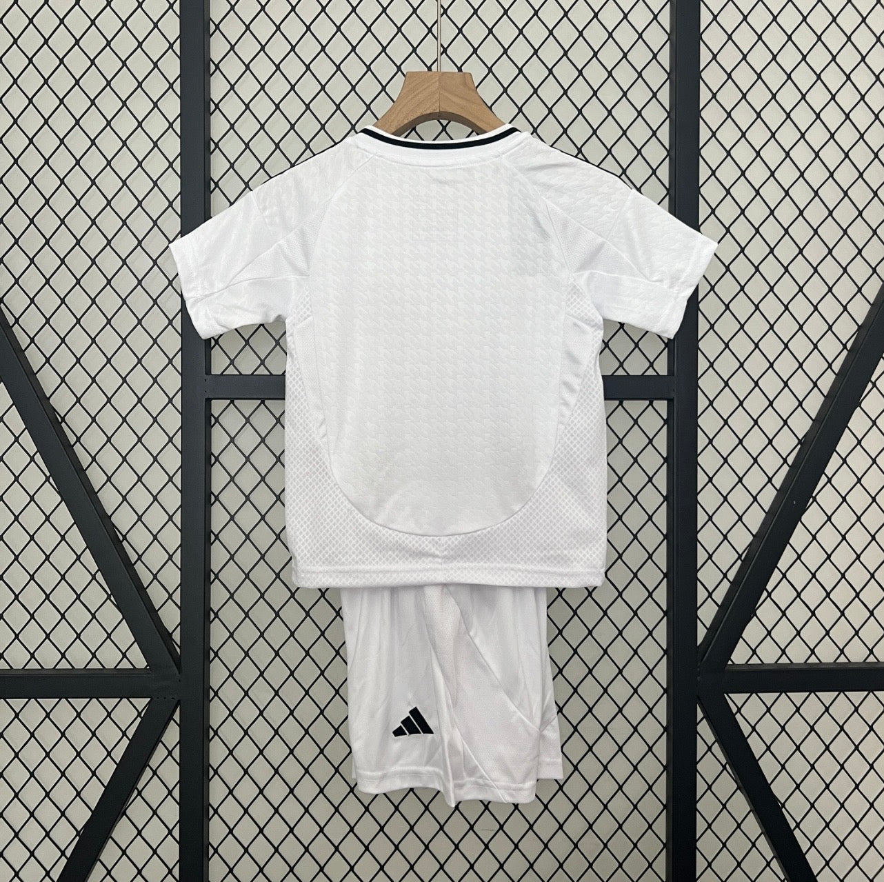 Real Madrid 24/25 Thuistenue kids